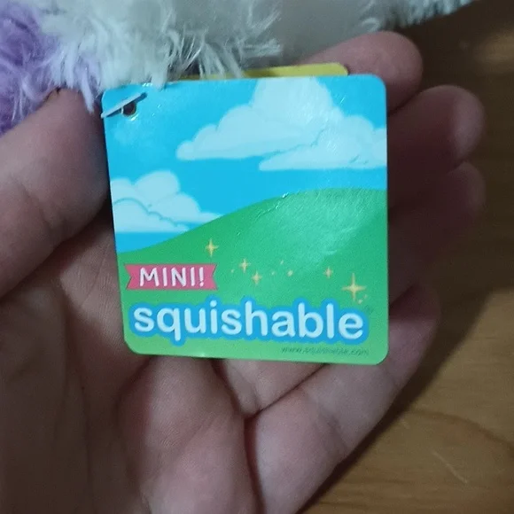 Squishable Clamshell with Pearl - Picture 3 of 6